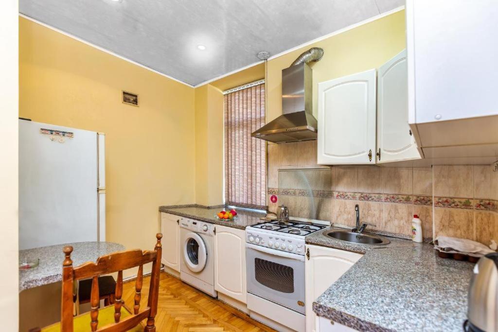 Azneft Royal Suite Apartment Sea View Baku Exteriör bild